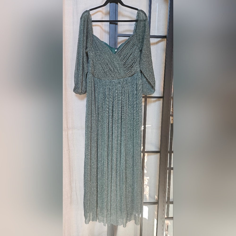 NWT Elegant Green Evening Dress